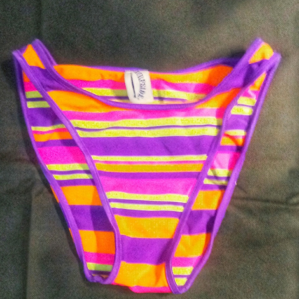 Surfside bikini bottom